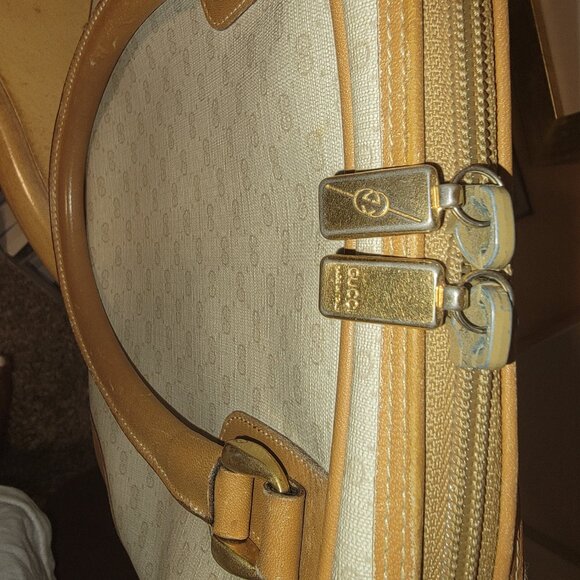π 1980s VINTAGE GUCCI HANDBAG - Picture 9 of 17